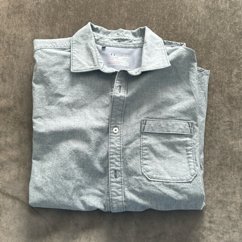 Under Armour long sleeve collar button down shirt. Color- gray. Size- XL